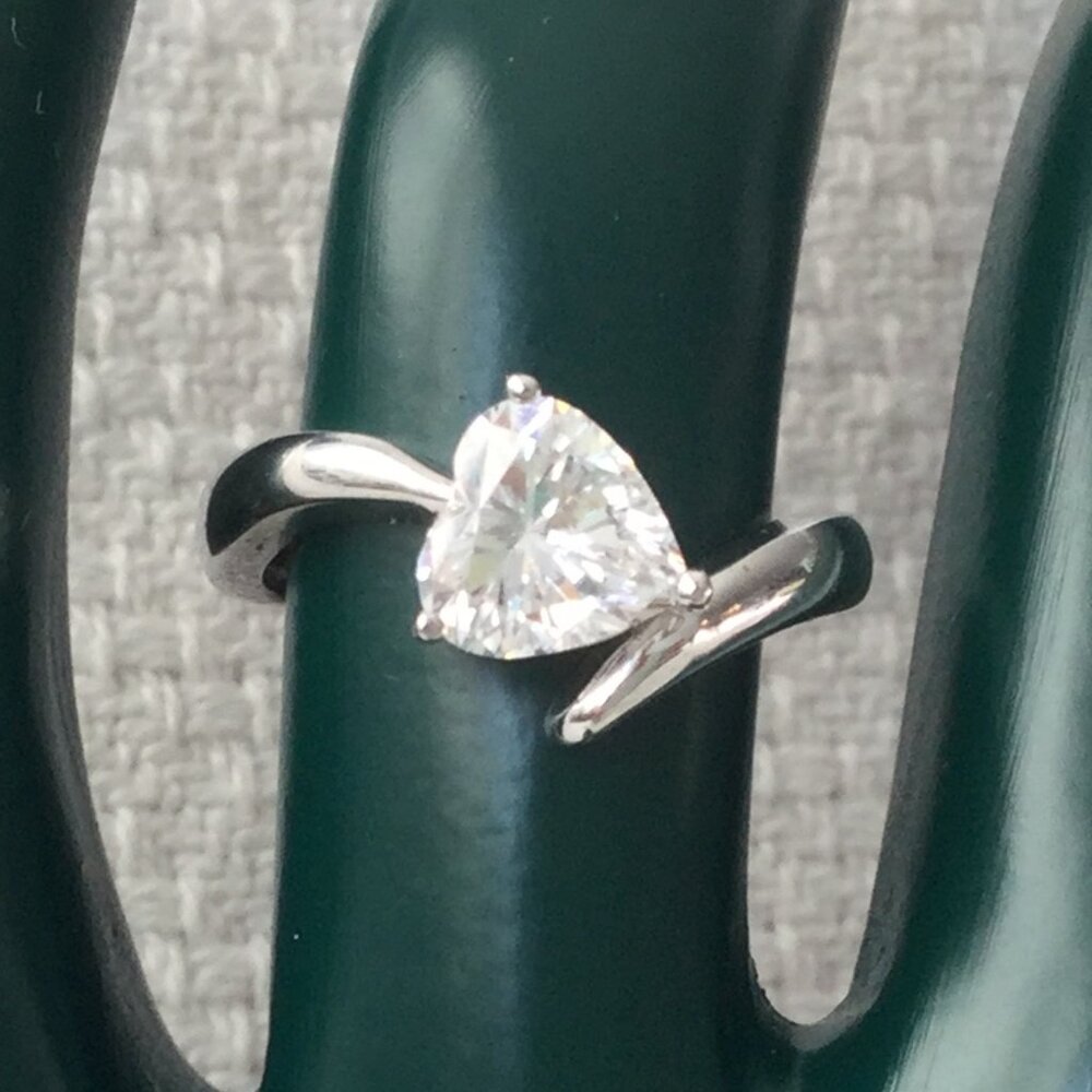 Sterling Silver Heart Solitaire Ring Simulated Di… - image 3